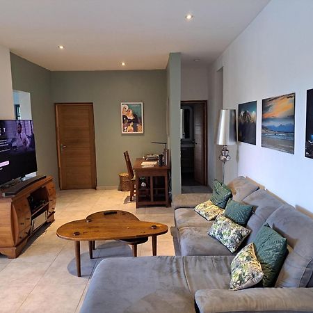 Villa Tropicale - Meuble De Tourisme 4 Etoiles Saint-Gilles-les Bains Eksteriør billede