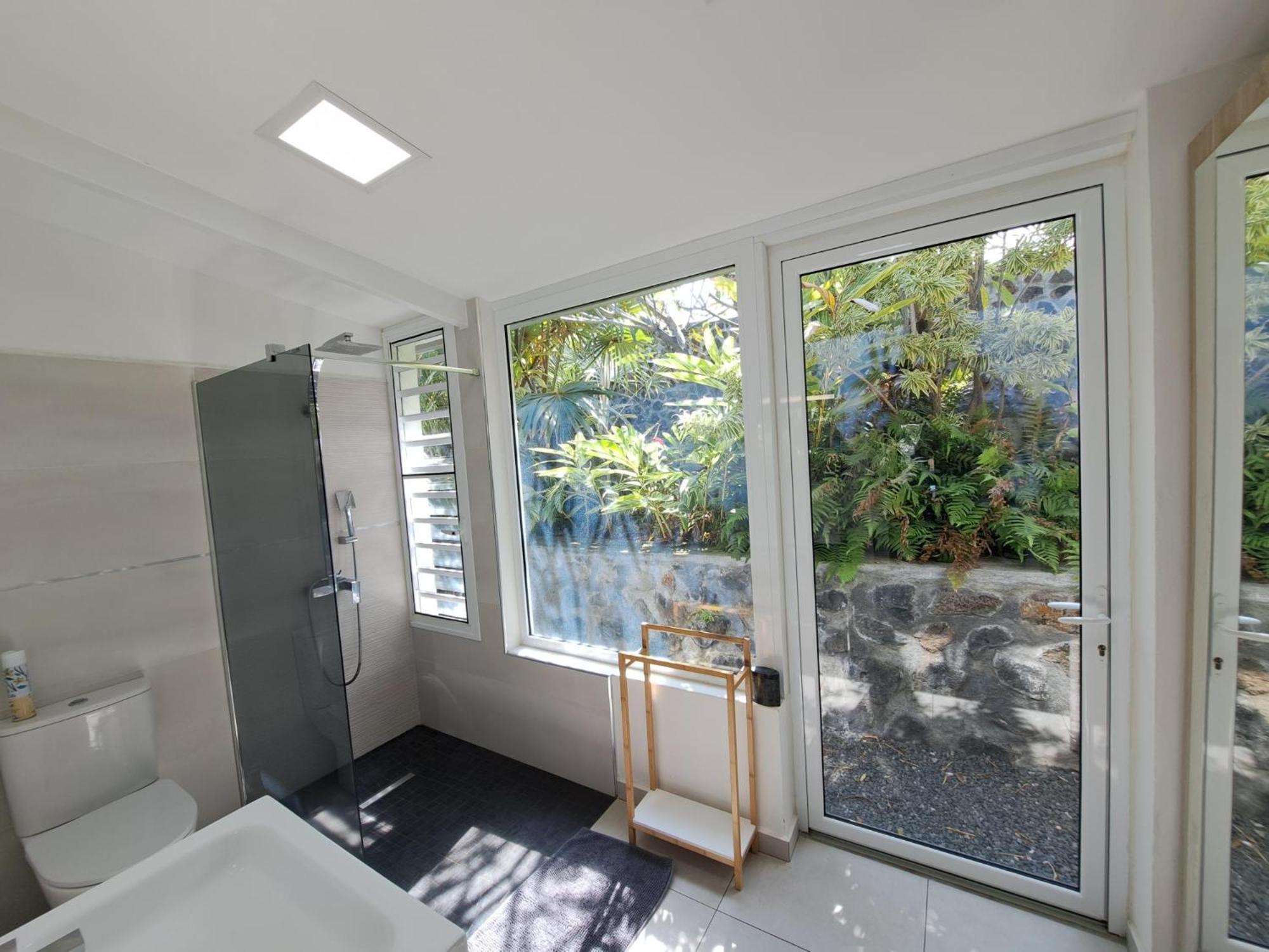 Villa Tropicale - Meuble De Tourisme 4 Etoiles Saint-Gilles-les Bains Eksteriør billede